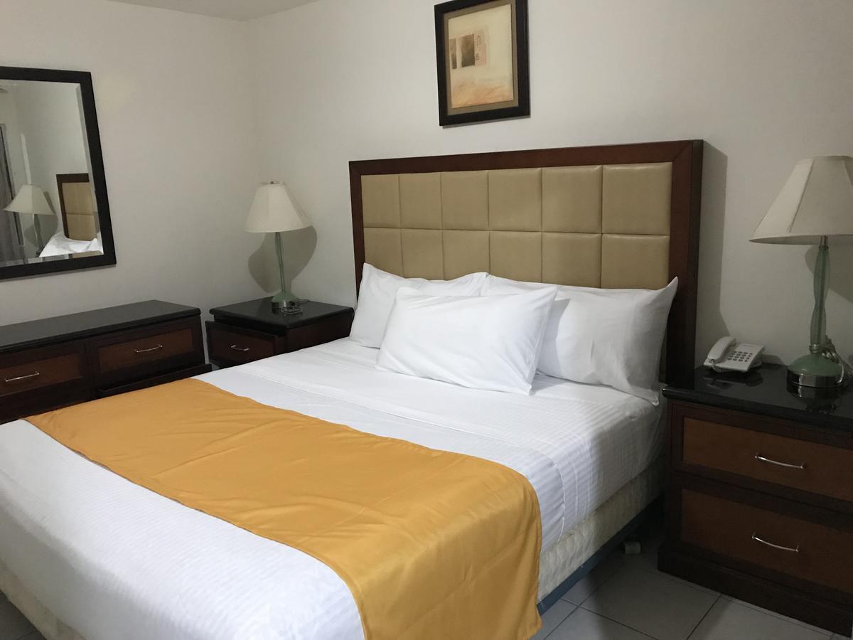 Hotel Guillen Jr Tijuana Exterior photo